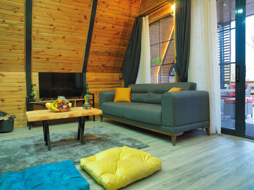 Silver Bungalov