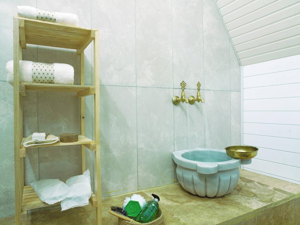 Diamond Bungalov
